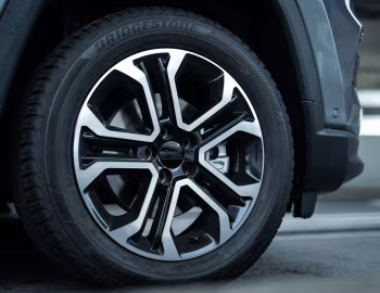 Jeep Compass Limited [Japan] (MP) '2021–pr.