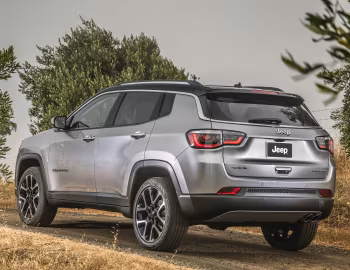 2017–21 Jeep Compass Limited [North America] (MP) '2017–21