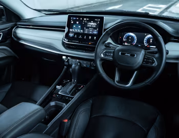 Painel frontal Jeep Compass Limited [Japan] (MP) '2021–pr.