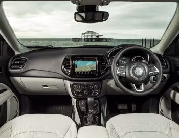 Painel frontal Jeep Compass Limited [UK-spec] (MP) '2017–21