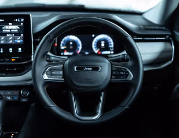 Painel frontal Jeep Compass Limited [Japan] (MP) '2021–pr.