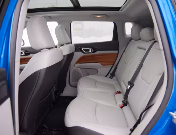 Interior 2022–pr. Jeep Compass Limited [North America] (MP) '2021–pr.