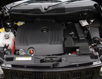 Sob o capô Jeep Compass Limited [UK-spec] (MK) '2007–09