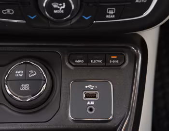 Interior Jeep Compass Limited 4xe [EU-spec] (MP) '2020–21