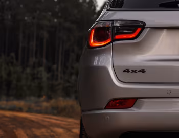 Jeep Compass S [Australia] (MP) '2021–pr.