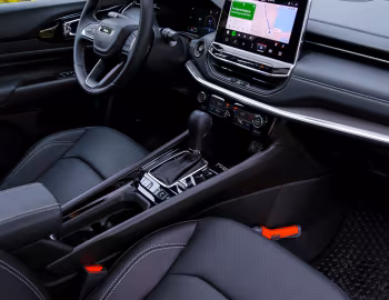 Interior Jeep Compass S 4xe [EU-spec] (MP) '2021–24