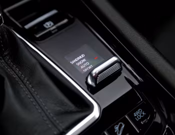 Interior Jeep Compass S 4xe [EU-spec] (MP) '2021–24