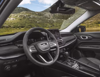 Interior 2023–24 Jeep Compass S 4xe [Latam] (MP) '2022–24