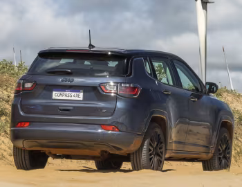 2023–24 Jeep Compass S 4xe [Latam] (MP) '2022–24