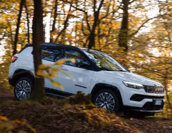 Jeep Compass Summit 4xe [EU-spec] (MP) '2024–25