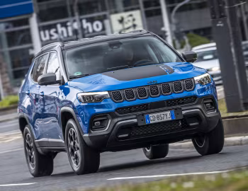 Jeep Compass Trailhawk 4xe [EU-spec] (MP) '2021–25