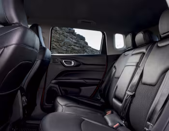 Interior Jeep Compass Trailhawk 4xe [UK-spec] (MP) '2021–pr.