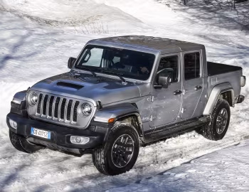 Jeep Gladiator Overland [EU-spec] (JT) '2021–23