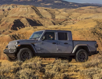 2020–pr. Jeep Gladiator Overland [North America] (JT) '2019–pr.