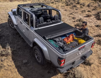2020–pr. Jeep Gladiator Overland [North America] (JT) '2019–pr.