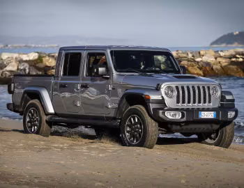 Jeep Gladiator Overland [EU-spec] (JT) '2021–23