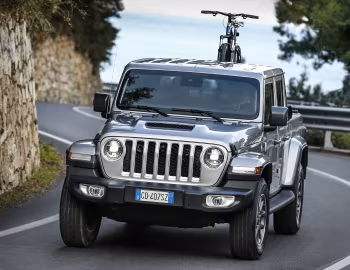 Jeep Gladiator Overland [EU-spec] (JT) '2021–23