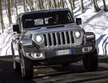 Jeep Gladiator Overland [EU-spec] (JT) '2021–23