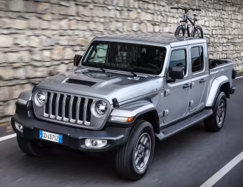 Jeep Gladiator Overland [EU-spec] (JT) '2021–23