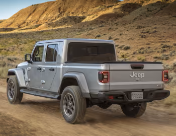 2020–pr. Jeep Gladiator Overland [North America] (JT) '2019–pr.