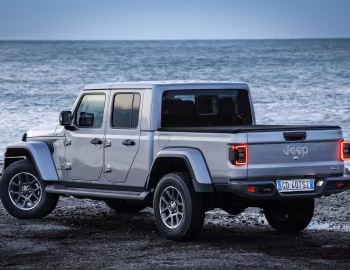 Jeep Gladiator Overland [EU-spec] (JT) '2021–23