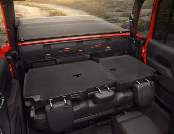 Interior 2020–23 Jeep Gladiator Rubicon [North America] (JT) '2019–23