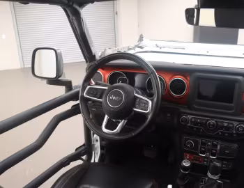 Painel frontal Jeep Gladiator Rubicon with Mopar Accessories [Latam] (JT) '2022–pr.