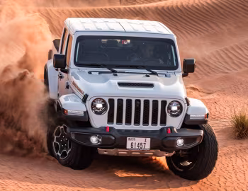 Jeep Gladiator Sand Runner [UAE] (JT) '2021–pr.