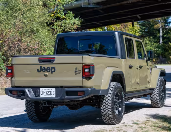 2024–pr. Jeep Gladiator Willys [North America] (JT) '2023–pr.