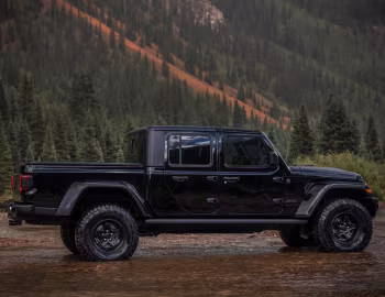 2024–pr. Jeep Gladiator Willys with upfit package by AEV [North America] (JT) '2023–pr.