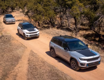 2022–pr. Jeep Grand Cherokee (WL) '2021–pr.