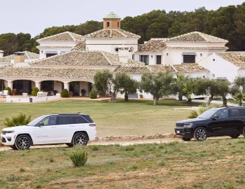 2022–pr. Jeep Grand Cherokee (WL) '2021–pr.