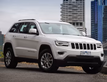 Jeep Grand Cherokee Laredo [Australia] (WK2) '2013–16