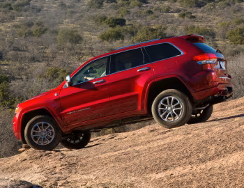 2014–16 Jeep Grand Cherokee Overland [North America] (WK2) '2013–16