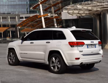 Jeep Grand Cherokee Overland [Worldwide] (WK2) '2013–16