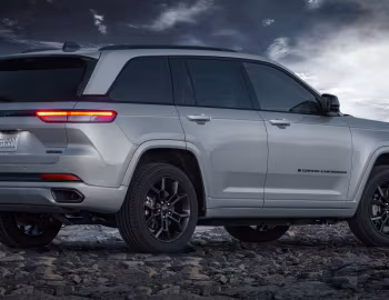 2023 Jeep Grand Cherokee 4xe "30th Anniversary" [North America] (WL) '2022–23