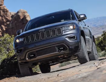 2016–17 Jeep Grand Cherokee "75th Anniversary" [North America] (WK2) '2016