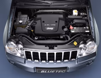 Sob o capô Jeep Grand Cherokee BlueTec Concept (WK) '03.2006