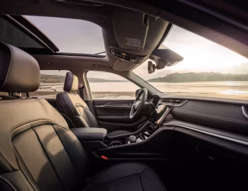 Interior Jeep Grand Cherokee L Limited [Latam] (WL) '2022–pr.