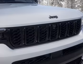 2022–pr. Jeep Grand Cherokee L Limited Black Package [North America] (WL) '2022–pr.