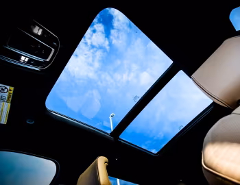 Interior Jeep Grand Cherokee L Summit Reserve [Japan] (WL) '2022–pr.