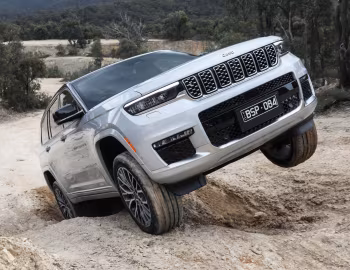 Jeep Grand Cherokee L Summit Reserve [Australia] (WL) '2022–pr.