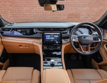 Painel frontal Jeep Grand Cherokee L Summit Reserve [South Africa] (WL) '2022–pr.