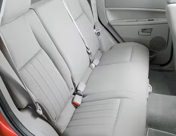 Interior 2005–07 Jeep Grand Cherokee Laredo (WK) '2004–07
