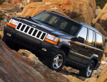 Jeep Grand Cherokee Laredo [Japan] (ZJ) '1996–98