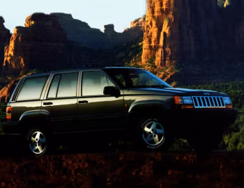 1993–95 Jeep Grand Cherokee Laredo (ZJ) '1992–95