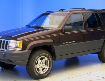 1996–98 Jeep Grand Cherokee Laredo (ZJ)