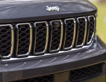 Jeep Grand Cherokee Limited [Latam] (WL) '2023–pr.
