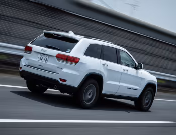 Jeep Grand Cherokee Limited [Japan] (WK2) '2017–21