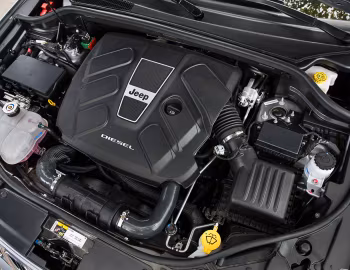 Sob o capô Jeep Grand Cherokee Limited [Latam] (WK2) '2014–16